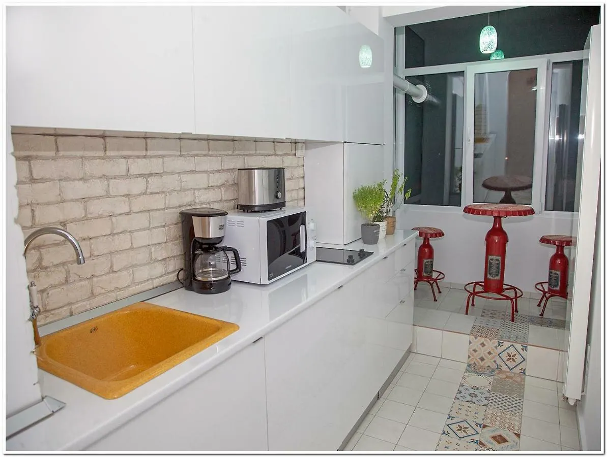 Skyview Old Town Apartment Bucharest