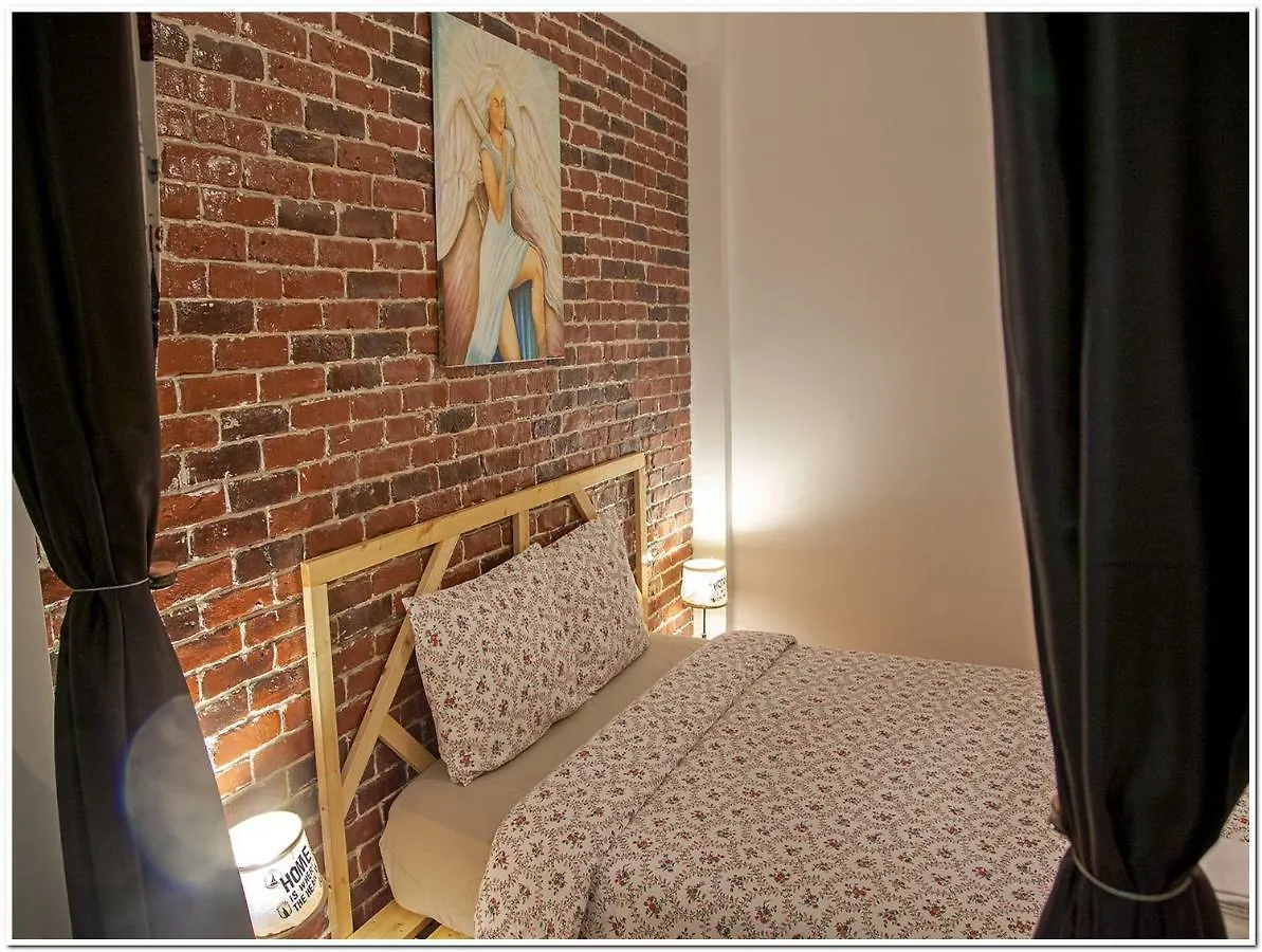 Skyview Old Town Apartment Bükreş